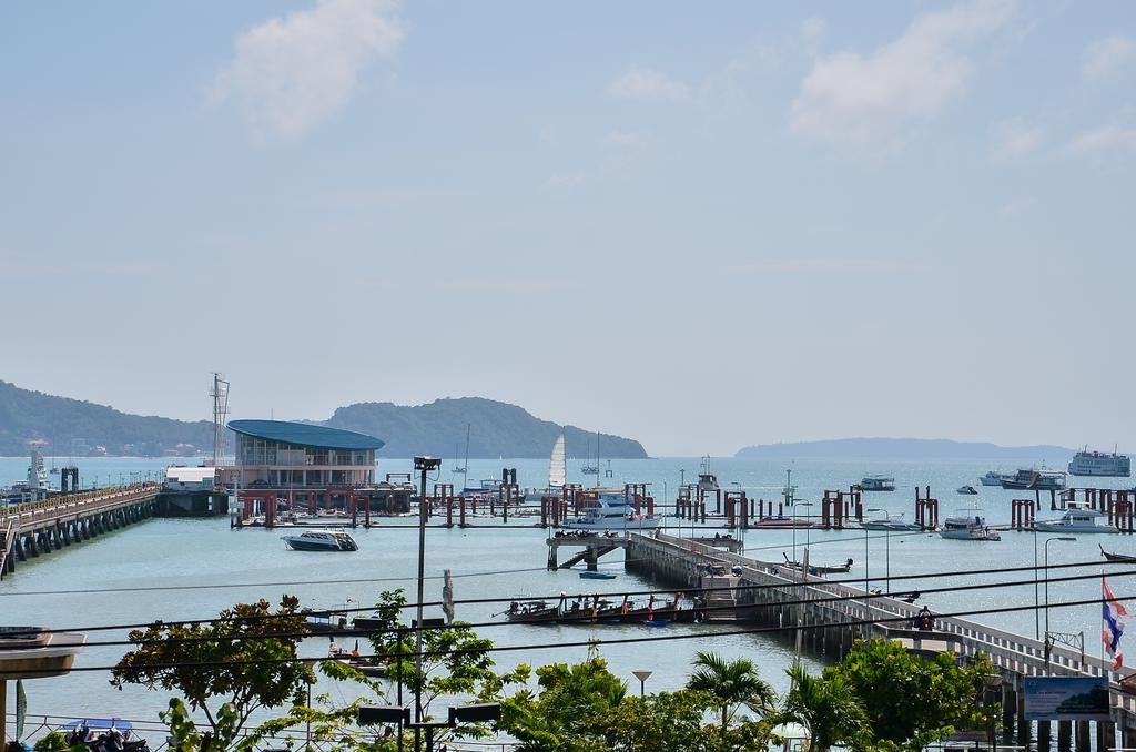 Anda Orange Pier Guesthouse Chalong Exterior photo